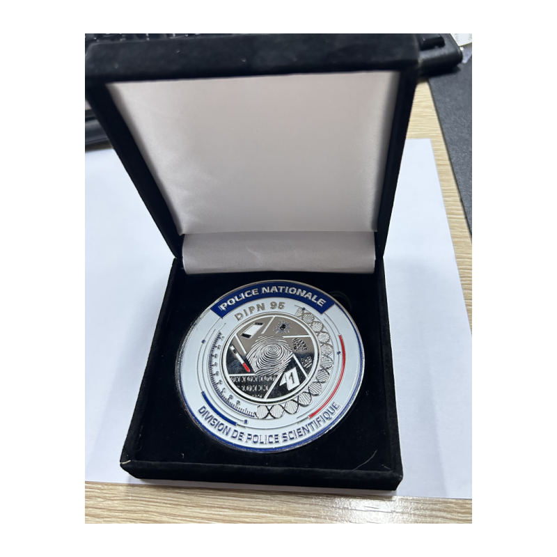 MEDAILLE DE TABLE POLICE DIPN 95 DIVISION POLICE SCIENTIFIQUE