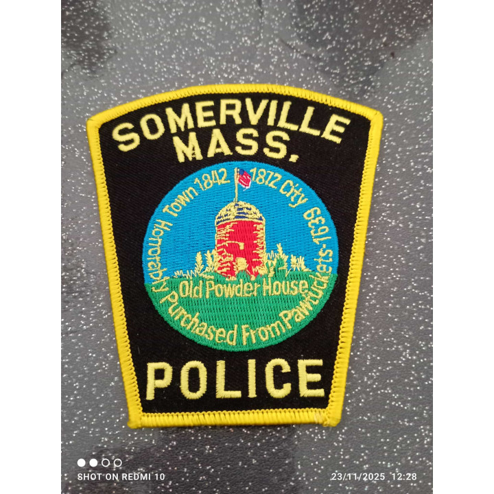 ECUSSON POLICE AMERICAINE SOMERVILLE