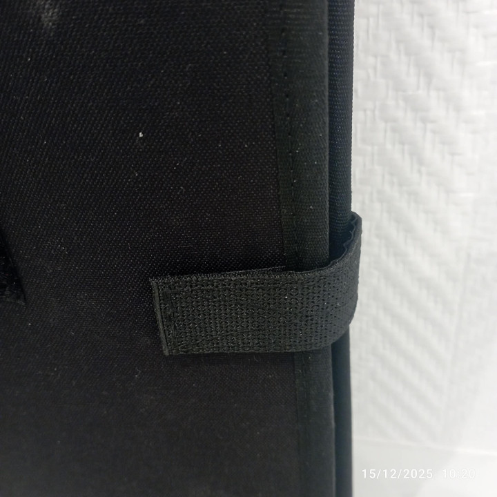 CLASSEUR A ECUSSONS NOIR