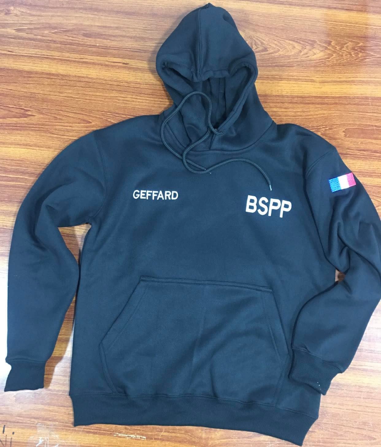 Sweat capuche brodé 2